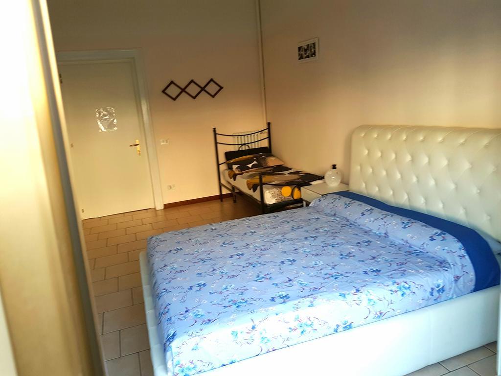 Chambre Double avec Lit d'Appoint